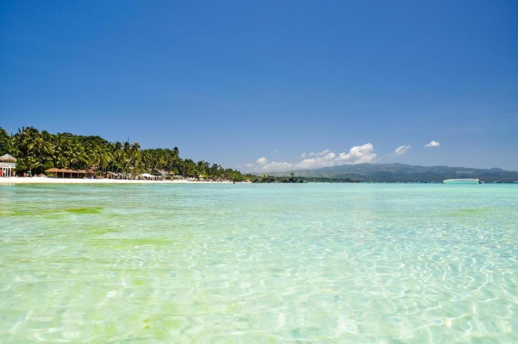 Fat Jimmy'S Hotel Boracay Balabag  Экстерьер фото